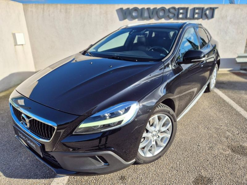 ddf-core-media-0zZZT96121967_1.jpg Bon plan VOLVO V40 Cross Country D2 120ch Summum Geartronic occasion