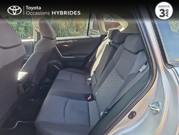 Photo 12 du bon plan TOYOTA RAV4 2.5 Hybride 218ch Dynamic 2WD Pack Techno occasion à 32990 €