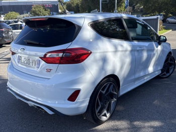Photo 3 du bon plan FORD Fiesta 1.5 EcoBoost 200ch Stop&Start ST-Plus 3p Euro6.2 occasion à 22984 €