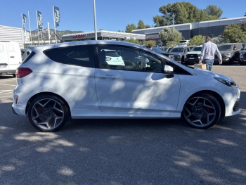 Photo 6 du bon plan FORD Fiesta 1.5 EcoBoost 200ch Stop&Start ST-Plus 3p Euro6.2 occasion à 22984 €
