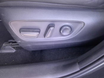 Photo 19 du bon plan TOYOTA RAV4 Hybride 222ch Collection AWD-i MY20 occasion à 28900 €