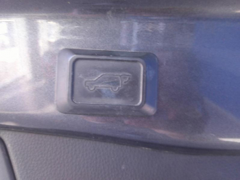 Photo 23 du bon plan TOYOTA RAV4 Hybride 222ch Collection AWD-i MY20 occasion à 28900 €