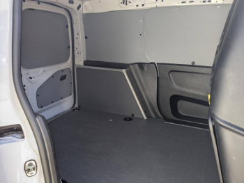 Photo 11 du bon plan CITROEN Berlingo Van VUL M 650kg BlueHDi 130 S&S Club soit 14543 HT occasion à 17431 €