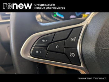 Photo 26 du bon plan RENAULT Clio 1.6 E-Tech hybride 145ch Equilibre occasion à 17299 €