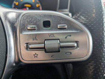 ddf-core-media-Frm4nH3021673_17.jpg Photo 17 du bon plan MERCEDES-BENZ Classe C 180 1.6 156ch AMG Line 9G-Tronic occasion à 19900 €