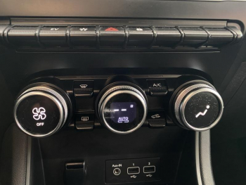 ddf-core-media-PzYISg3021672_18.jpg Photo 18 du bon plan RENAULT Captur 1.6 E-Tech hybride 145ch Intens -21 occasion à 19490 €