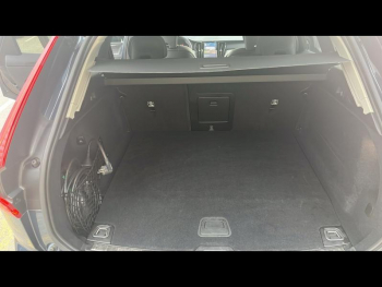 ddf-core-media-hRv8YZ2025177_7.jpg Photo 7 du bon plan VOLVO XC60 T6 Hybride Rechargeable 253 + 145ch Ultra Style Dark Geartronic 8 AWD occasion à 56990 €