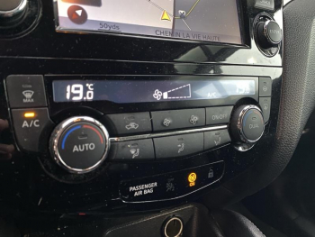 ddf-core-media-Ju6dM23021680_20.jpg Photo 20 du bon plan NISSAN Qashqai 1.2 DIG-T 115ch Tekna occasion à 13900 €