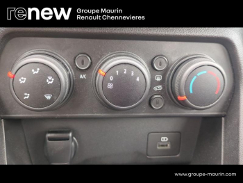 ddf-core-media-bTQVdM560887_17.jpg Photo 17 du bon plan DACIA Sandero 1.0 SCe 65ch Confort occasion à 11890 €