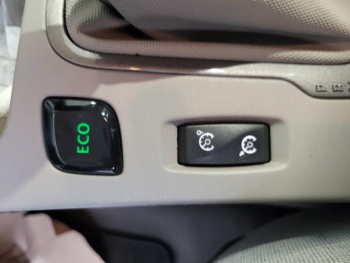 Photo 13 du bon plan RENAULT Zoe Zen charge normale R90 MY19 occasion à 6990 €