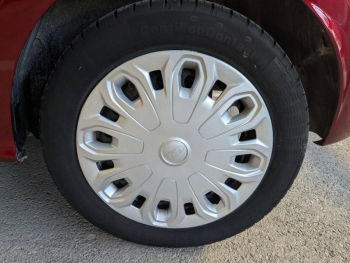 Photo 5 du bon plan FORD Ka+ 1.2 Ti-VCT 85ch S&S Ultimate occasion à 10890 €