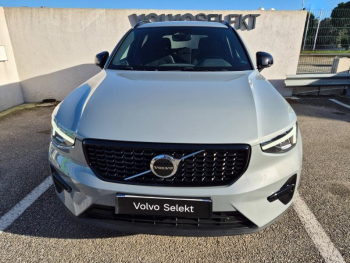 Photo 10 du bon plan VOLVO XC40 B3 163ch Plus DCT 7 occasion à 36990 €