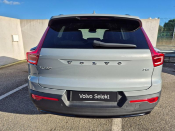 Photo 12 du bon plan VOLVO XC40 B3 163ch Plus DCT 7 occasion à 36990 €