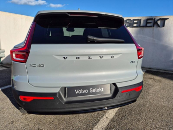 Photo 13 du bon plan VOLVO XC40 B3 163ch Plus DCT 7 occasion à 36990 €