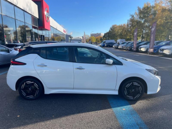 Photo 5 du bon plan NISSAN Leaf 150ch 40kWh Acenta 22 occasion à 14990 €