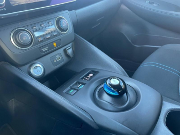 Photo 17 du bon plan NISSAN Leaf 150ch 40kWh Acenta 22 occasion à 14990 €