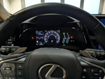 ddf-core-media-pWr01m17016388_4.jpg Photo 4 du bon plan LEXUS NX 450h+ Luxe 4WD occasion à 50856 €