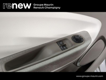 Photo 16 du bon plan RENAULT Zoe Zen charge normale R90 MY19 occasion à 6599 €