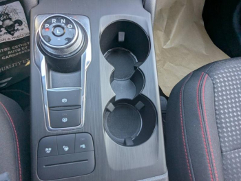 Photo 20 du bon plan FORD Kuga 2.5 Duratec 190ch FHEV E85 ST-Line Business BVA occasion à 27990 €