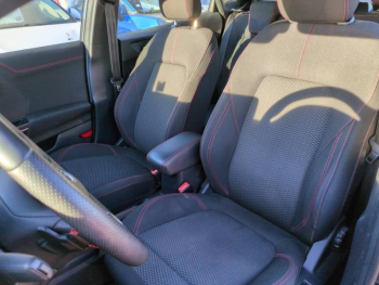 Photo 15 du bon plan FORD Puma 1.0 EcoBoost 125ch S&S mHEV ST-Line Powershift occasion à 19500 €