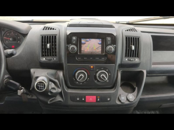 Photo 15 du bon plan CITROEN Jumper Fg VUL 30 L2H2 2.2 BlueHDi 140 S&S Driver occasion à 18990 €