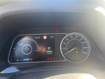 Photo 15 du bon plan NISSAN Leaf 150ch 40kWh N-Connecta 22 occasion à 15990 €