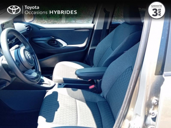 Photo 5 du bon plan TOYOTA Yaris 116h Design 5p MY22 occasion à 20990 €