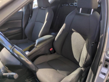 Photo 16 du bon plan TOYOTA C-HR 122h Dynamic Business 2WD E-CVT MC19 occasion à 19000 €