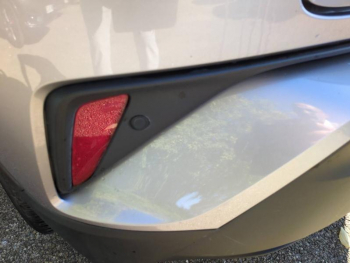 Photo 19 du bon plan TOYOTA C-HR 122h Dynamic Business 2WD E-CVT MC19 occasion à 19000 €