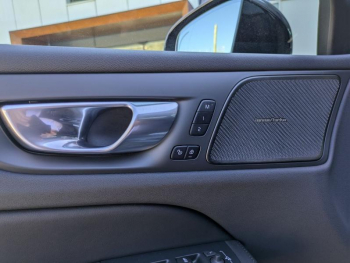 Photo 23 du bon plan VOLVO V60 B4 197ch Plus Style Dark DCT 7 occasion à 51900 €