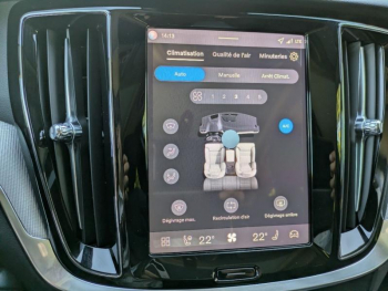 Photo 26 du bon plan VOLVO V60 B4 197ch Plus Style Dark DCT 7 occasion à 51900 €