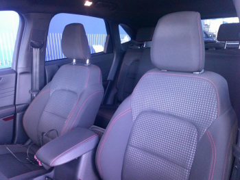 Photo 20 du bon plan FORD Kuga 2.5 Duratec 190ch FHEV E85 ST-Line BVA occasion à 25901 €