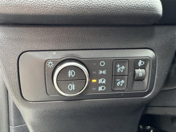 Photo 9 du bon plan FORD Kuga 2.5 Duratec 180ch Hybrid FlexiFuel Titanium Powershift occasion à 29600 €