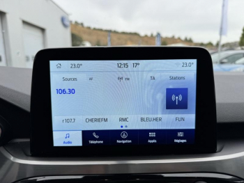 Photo 11 du bon plan FORD Kuga 2.5 Duratec 180ch Hybrid FlexiFuel Titanium Powershift occasion à 29600 €