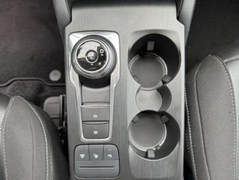 Photo 14 du bon plan FORD Kuga 2.5 Duratec 180ch Hybrid FlexiFuel Titanium Powershift occasion à 29600 €