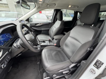 Photo 15 du bon plan FORD Kuga 2.5 Duratec 180ch Hybrid FlexiFuel Titanium Powershift occasion à 29600 €