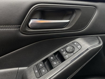 Photo 18 du bon plan NISSAN Qashqai 1.3 Mild Hybrid 158ch N-Style Xtronic occasion à 21990 €