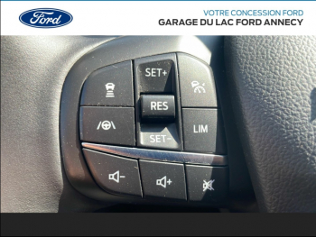 Photo 18 du bon plan FORD Kuga 2.5 Duratec 225ch PHEV Vignale BVA occasion à 29590 €