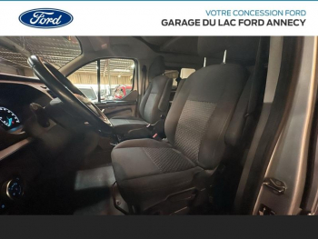 Photo 11 du bon plan FORD Tourneo Custom 320 L1H1 2.0 EcoBlue 185ch Titanium X BVA6 Burstner (AmÃ©nagÃ©) occasion à 36990 €