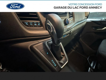 Photo 17 du bon plan FORD Tourneo Custom 320 L1H1 2.0 EcoBlue 185ch Titanium X BVA6 Burstner (AmÃ©nagÃ©) occasion à 36990 €