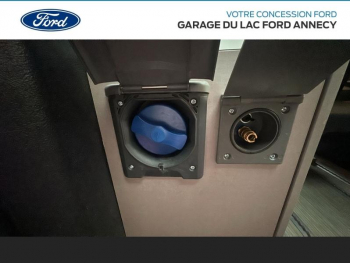 Photo 26 du bon plan FORD Tourneo Custom 320 L1H1 2.0 EcoBlue 185ch Titanium X BVA6 Burstner (AmÃ©nagÃ©) occasion à 36990 €