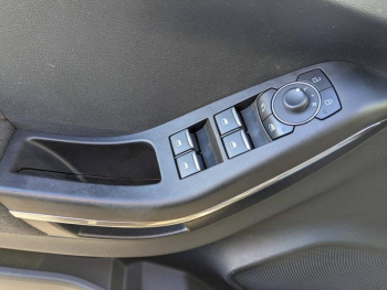 Photo 3 du bon plan FORD Puma 1.0 Flexifuel 125ch S&S mHEV Titanium occasion à 18990 €