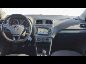 ddf-core-media-mbNBfG150101389_26.jpg Photo 26 du bon plan VOLKSWAGEN Polo 1.0 75ch Allstar 5p occasion à 9900 €