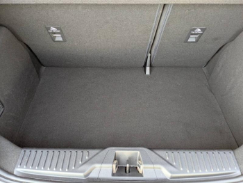 Photo 5 du bon plan FORD Fiesta 1.0 Flexifuel 95ch ST-Line 5p occasion à 15490 €