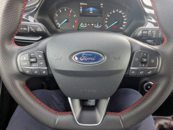 Photo 15 du bon plan FORD Fiesta 1.0 Flexifuel 95ch ST-Line 5p occasion à 15490 €