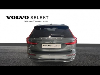 Photo 5 du bon plan VOLVO V60 B4 197ch Ultra Style Dark DCT 7 occasion à 54900 €