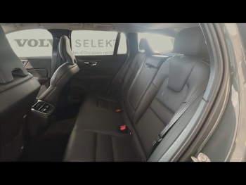 Photo 12 du bon plan VOLVO V60 B4 197ch Ultra Style Dark DCT 7 occasion à 54900 €