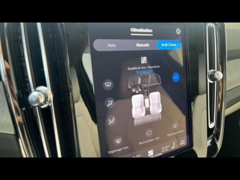 Photo 24 du bon plan VOLVO V60 B4 197ch Ultra Style Dark DCT 7 occasion à 54900 €