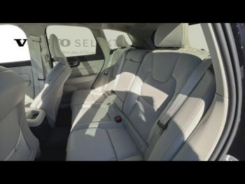Photo 16 du bon plan VOLVO XC60 T6 Hybride Rechargeable 253 + 145ch Utra Style Chrome Geartronic 8 AWD occasion à 69200 €