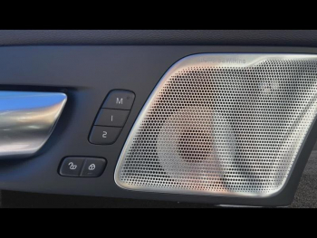 Photo 20 du bon plan VOLVO XC60 T6 Hybride Rechargeable 253 + 145ch Utra Style Chrome Geartronic 8 AWD occasion à 69200 €